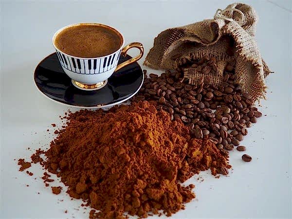 4 Öğütülmüş ve Çekirdek Kahve: Farkları Nelerdir? | Türk Kahvesi: Geleneksel Tat ve Kültürün İncisi - Türk Kahvesi Satın Al - Kahve Öğütme Ayarları Neden Önemlidir?